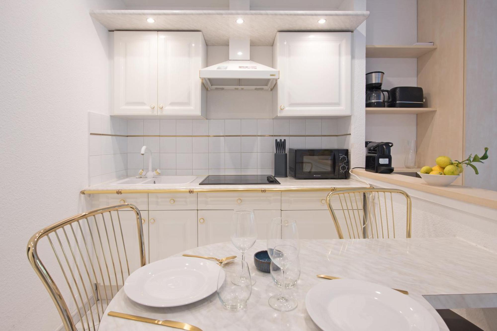 Cosy Studio - Residence Front De Mer - Мантон Екстер'єр фото